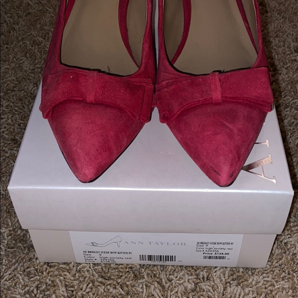 Ann Taylor Bridget Red Suede Bow Shoes Kitten